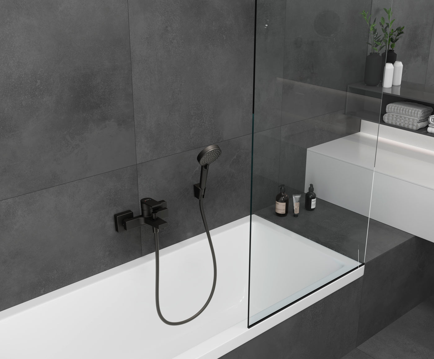 HansGrohe Vernis Shape Tek Kollu Banyo Bataryası Aplike Montaj - 71450670